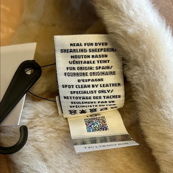 UGG Reversible Chestnut Shearing Sheepskin Headband - Picture 5 of 11